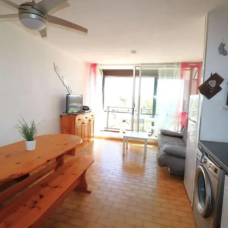 Climatise Double Avec Piscine Et Parking A 650m De La - Fr-1-307-140 *